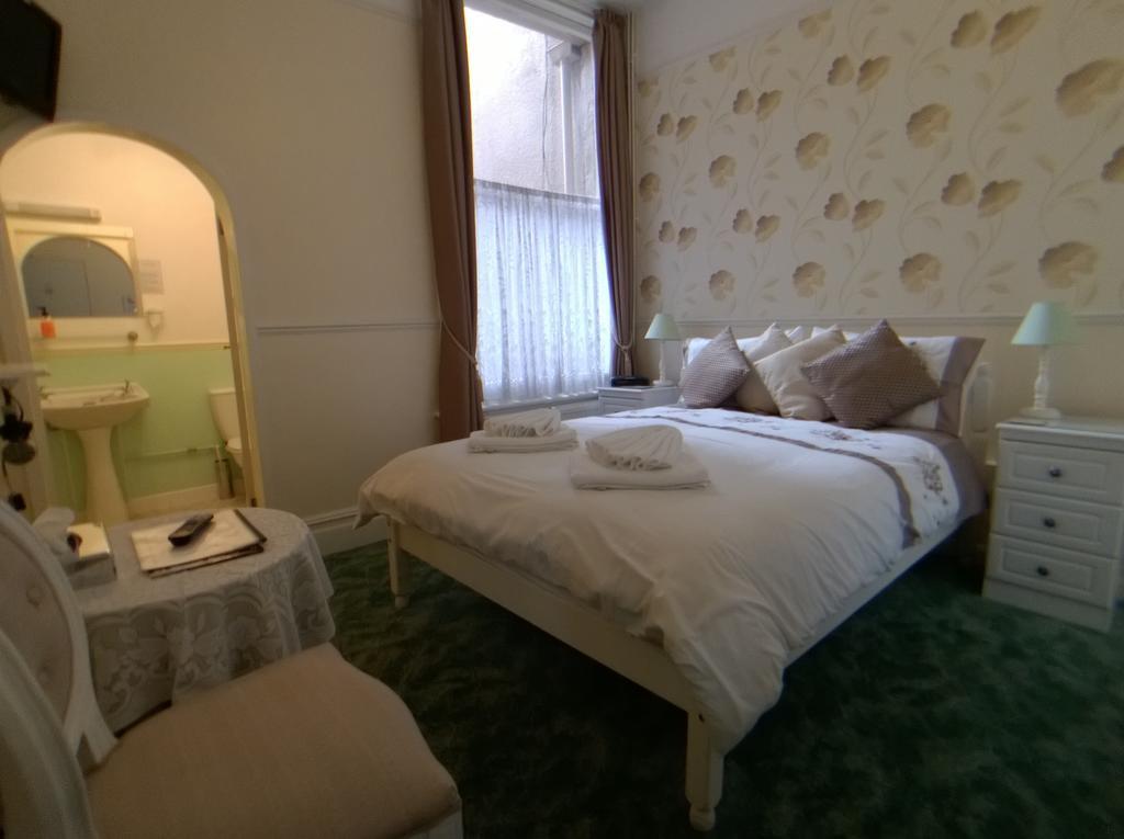 Отель Crimdon Dene Торки Номер фото